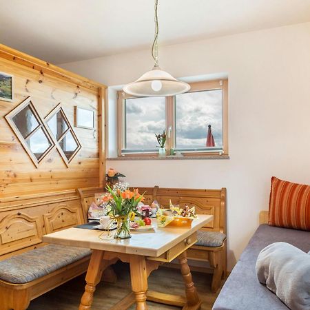 Bauzinger Alm Apartment Хауценберг Екстериор снимка