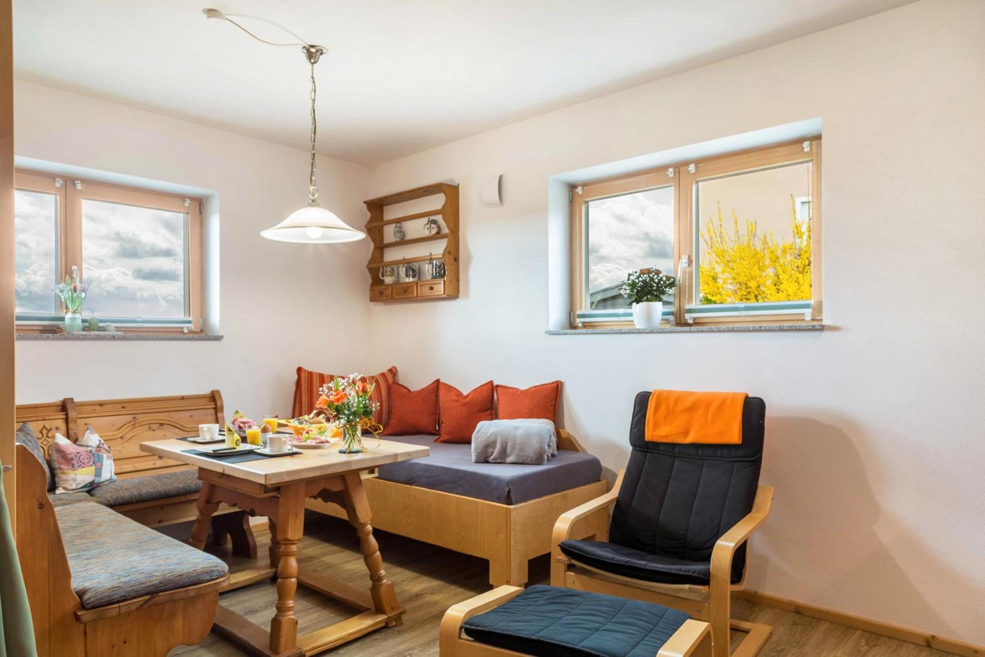 Bauzinger Alm Apartment Хауценберг Екстериор снимка
